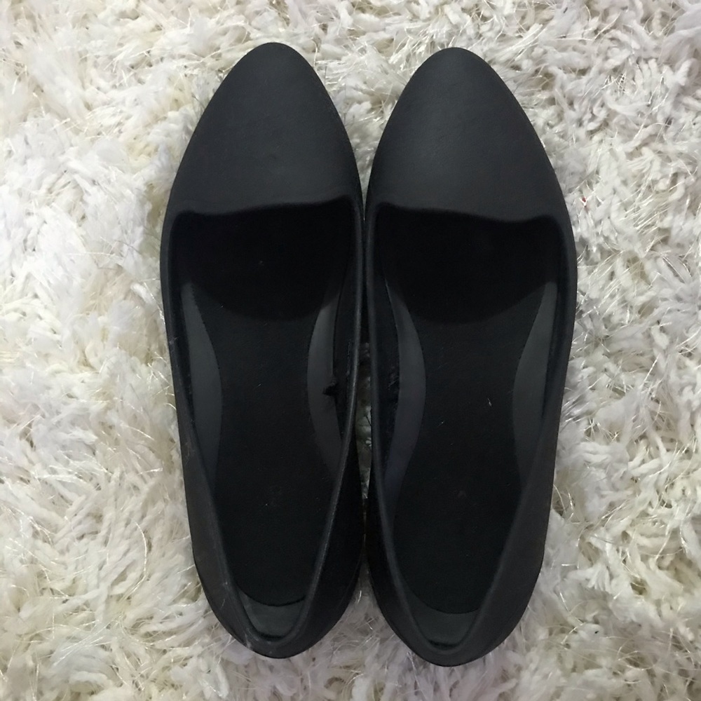 Black flat Crocs - Size 7W